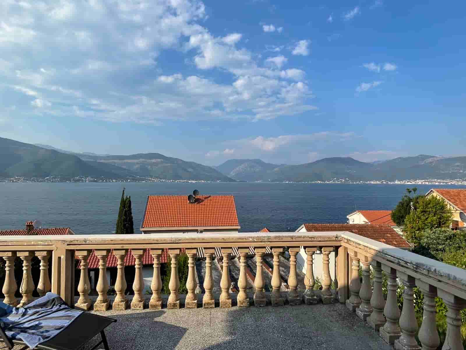 Family House in Krašići, Tivat