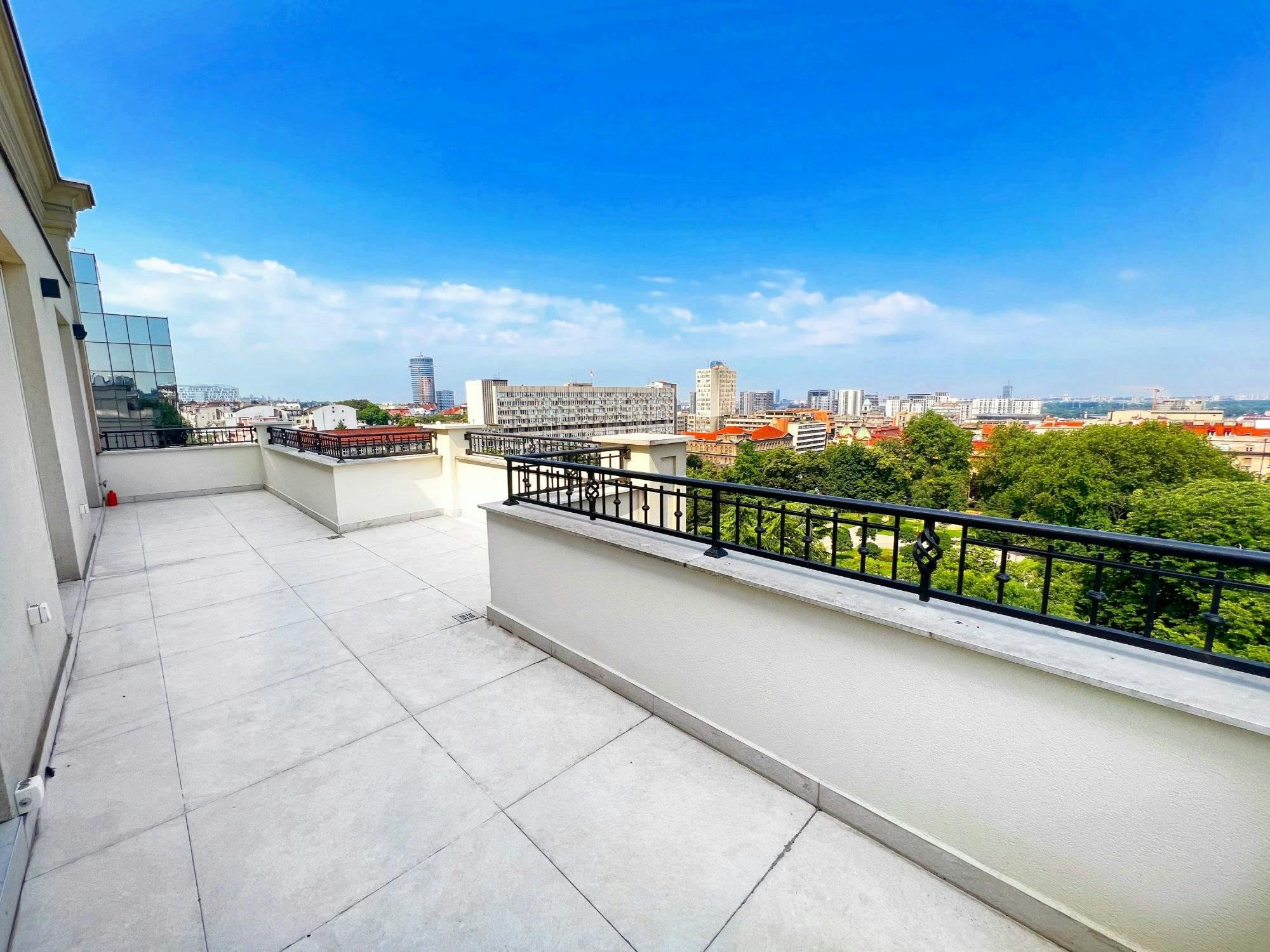 Apartment offering a breathtaking view of Manjež Park