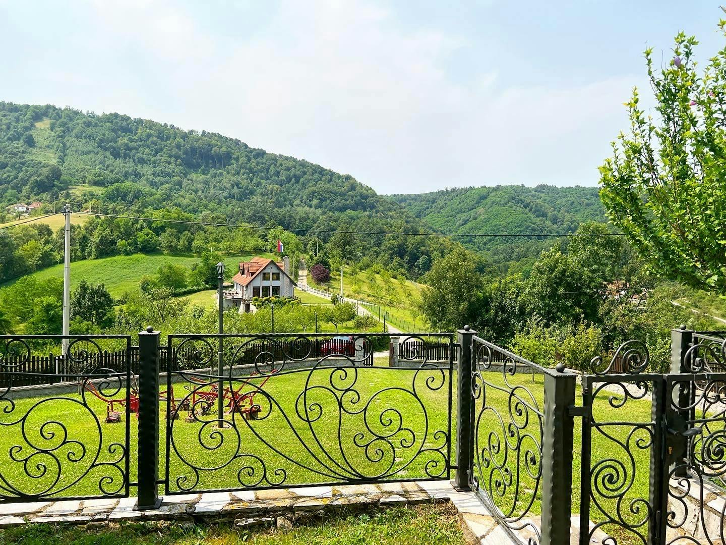 Gorgeous estate near Mount Rudnik