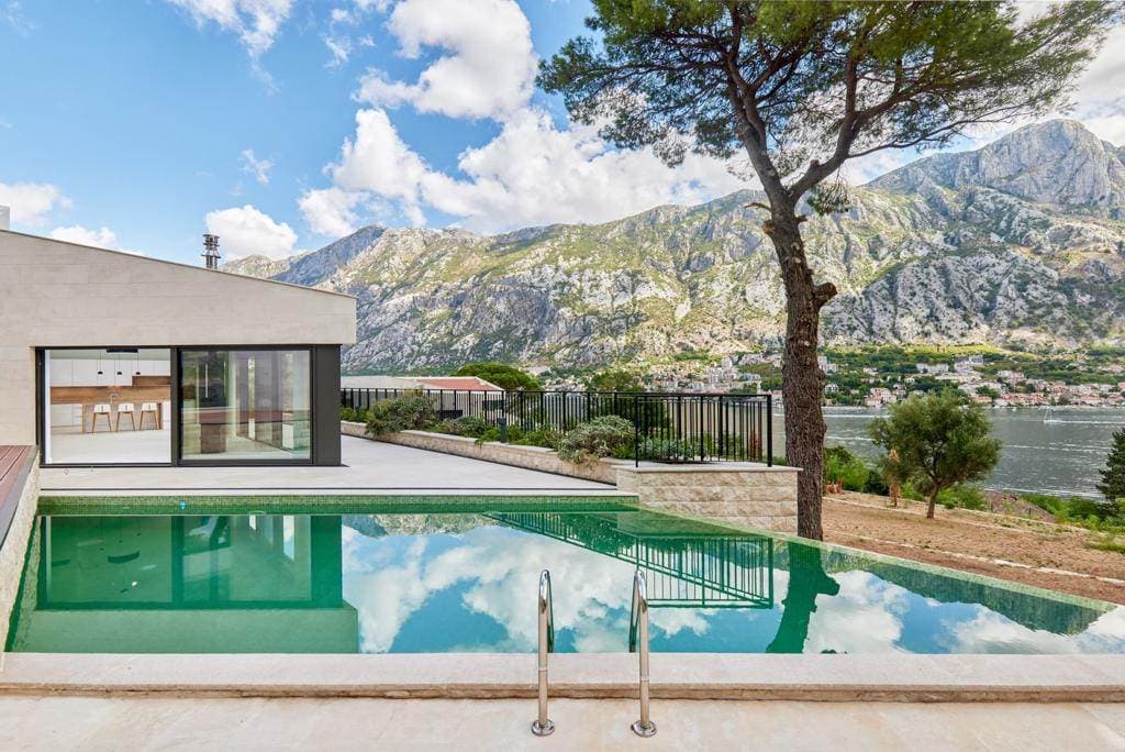 An exceptional Mediterranean villa, with panoramic view across Kotor Bay