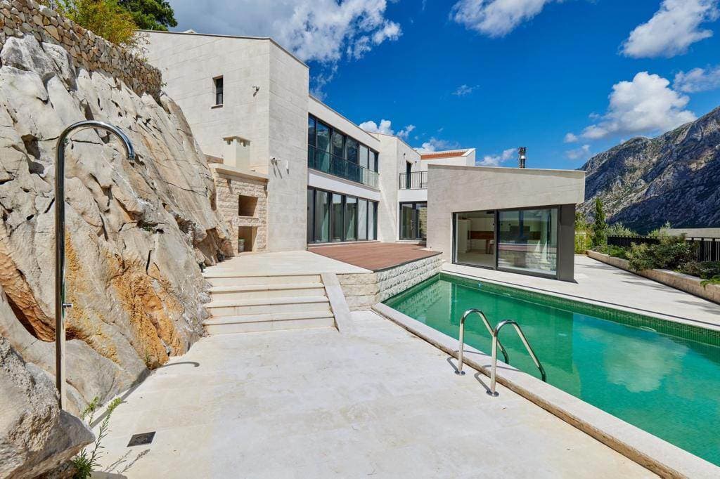An exceptional Mediterranean villa, with panoramic view across Kotor Bay