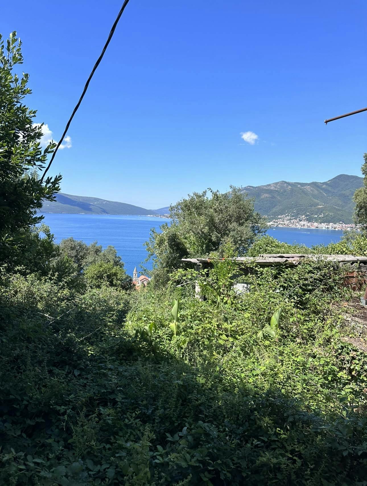 Urbanized land for sale in Donja Lastva, Tivat