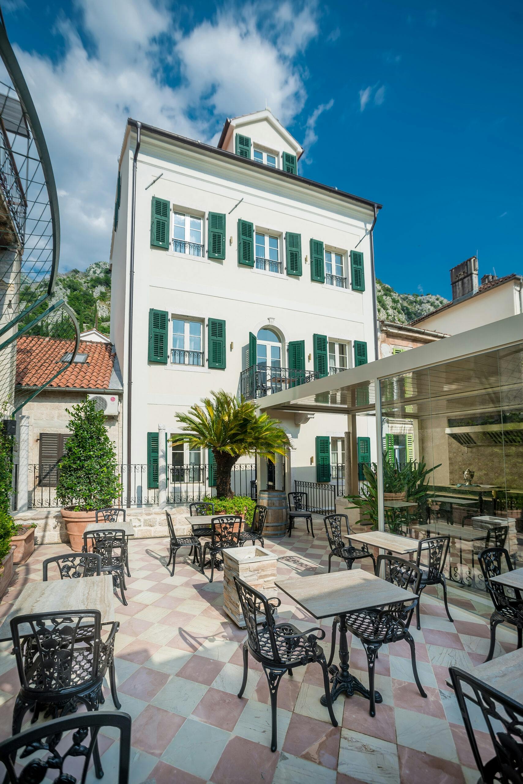 Renovirani butik hotel - Stari grad Kotor