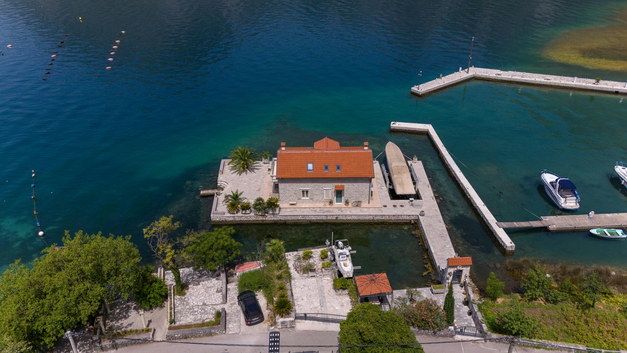 Unique house for sale in Ljuta, Kotor