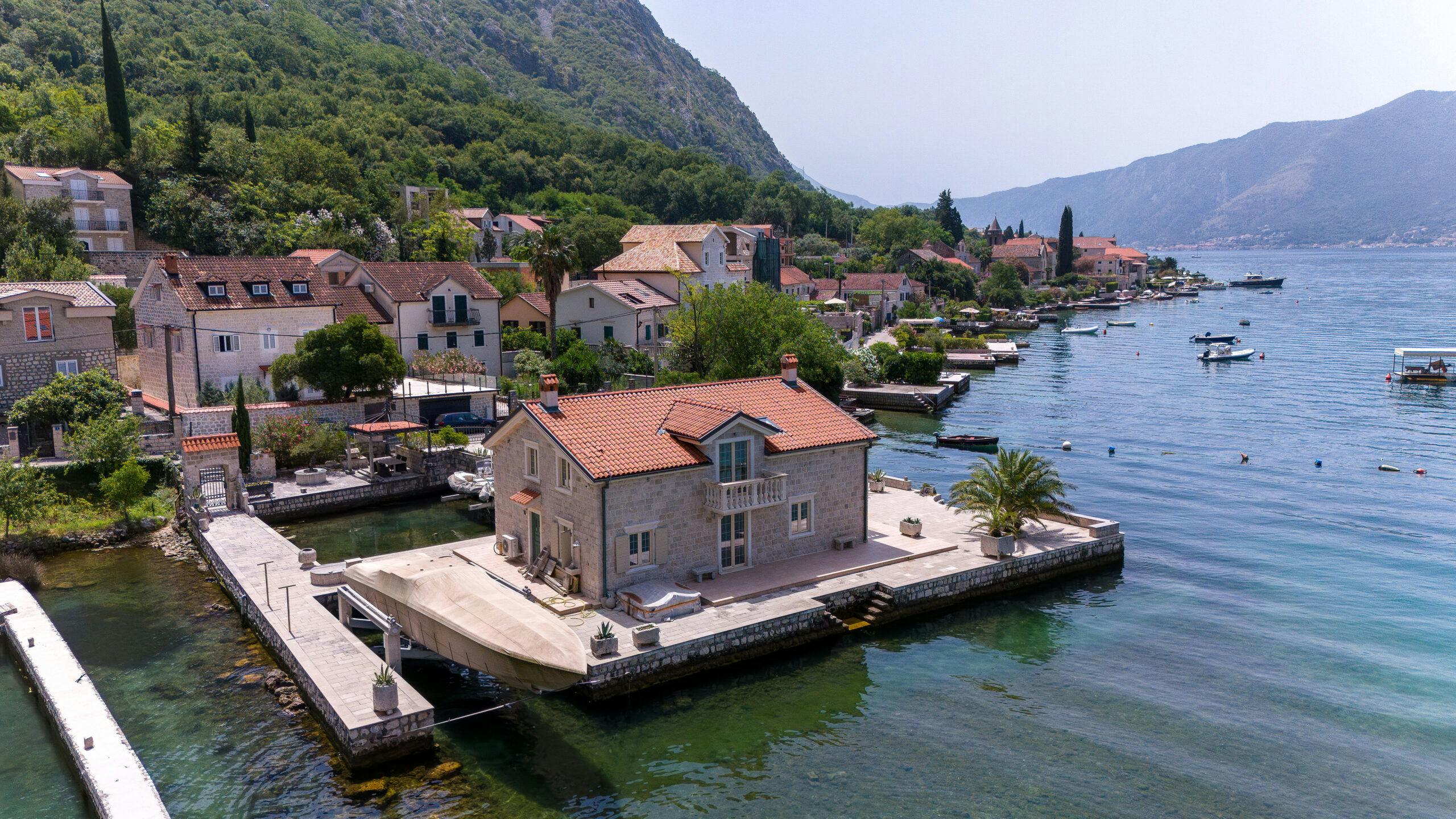 Unique house for sale in Ljuta, Kotor