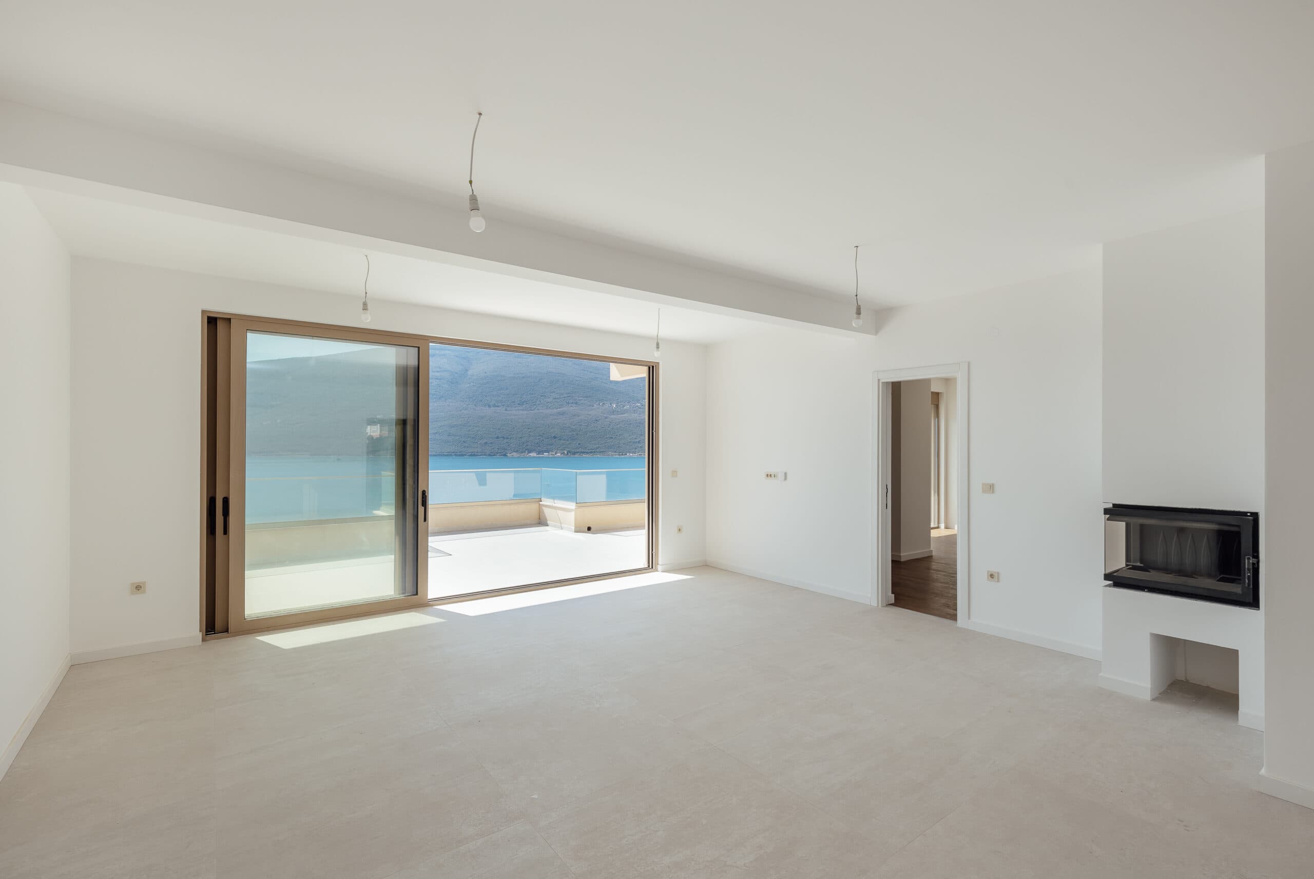 Na prodaji trosobni penthouse u Baošićima, Herceg Novi