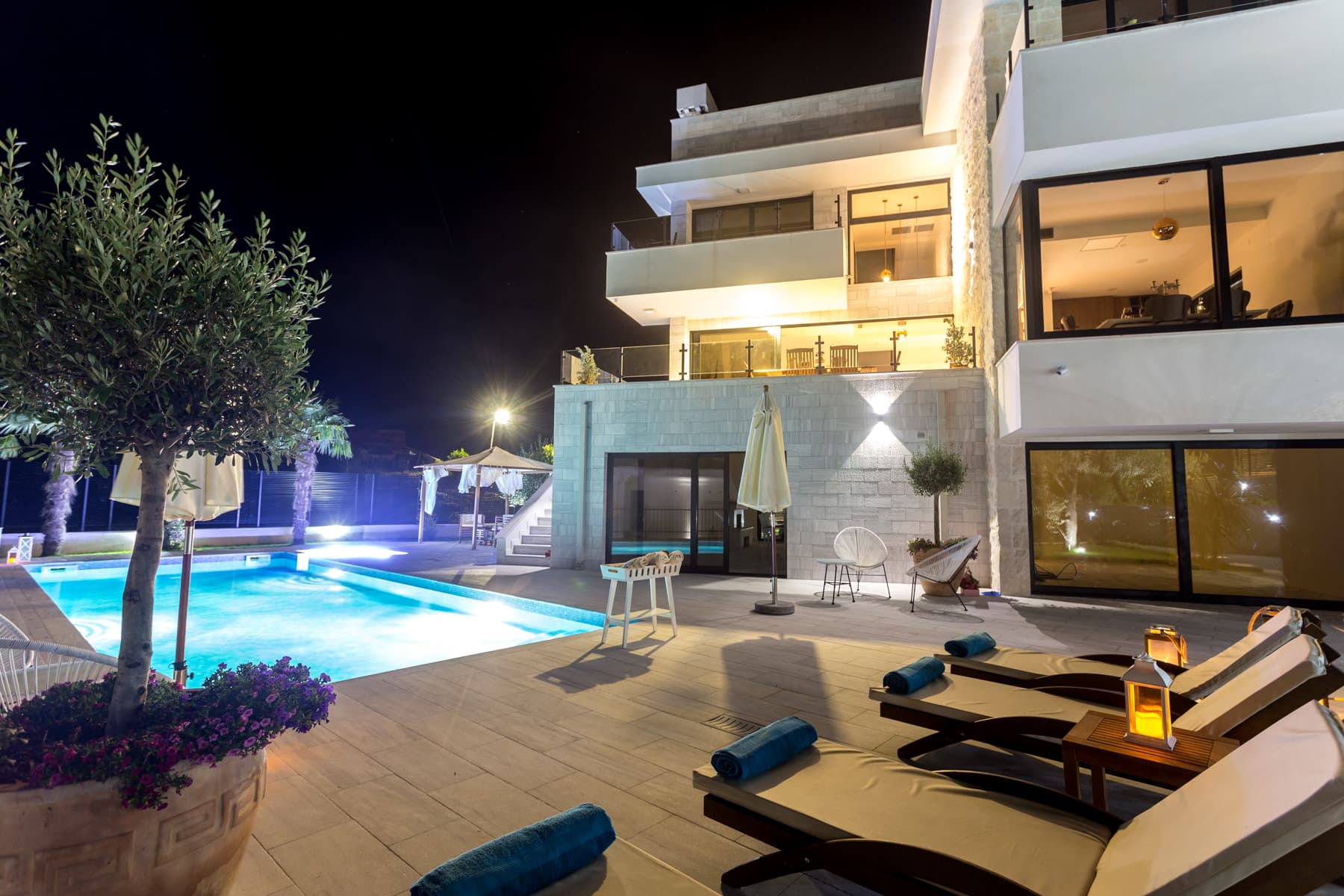 Stunning 5-Bedroom Villa for Sale in Djenovici, Herceg Novi