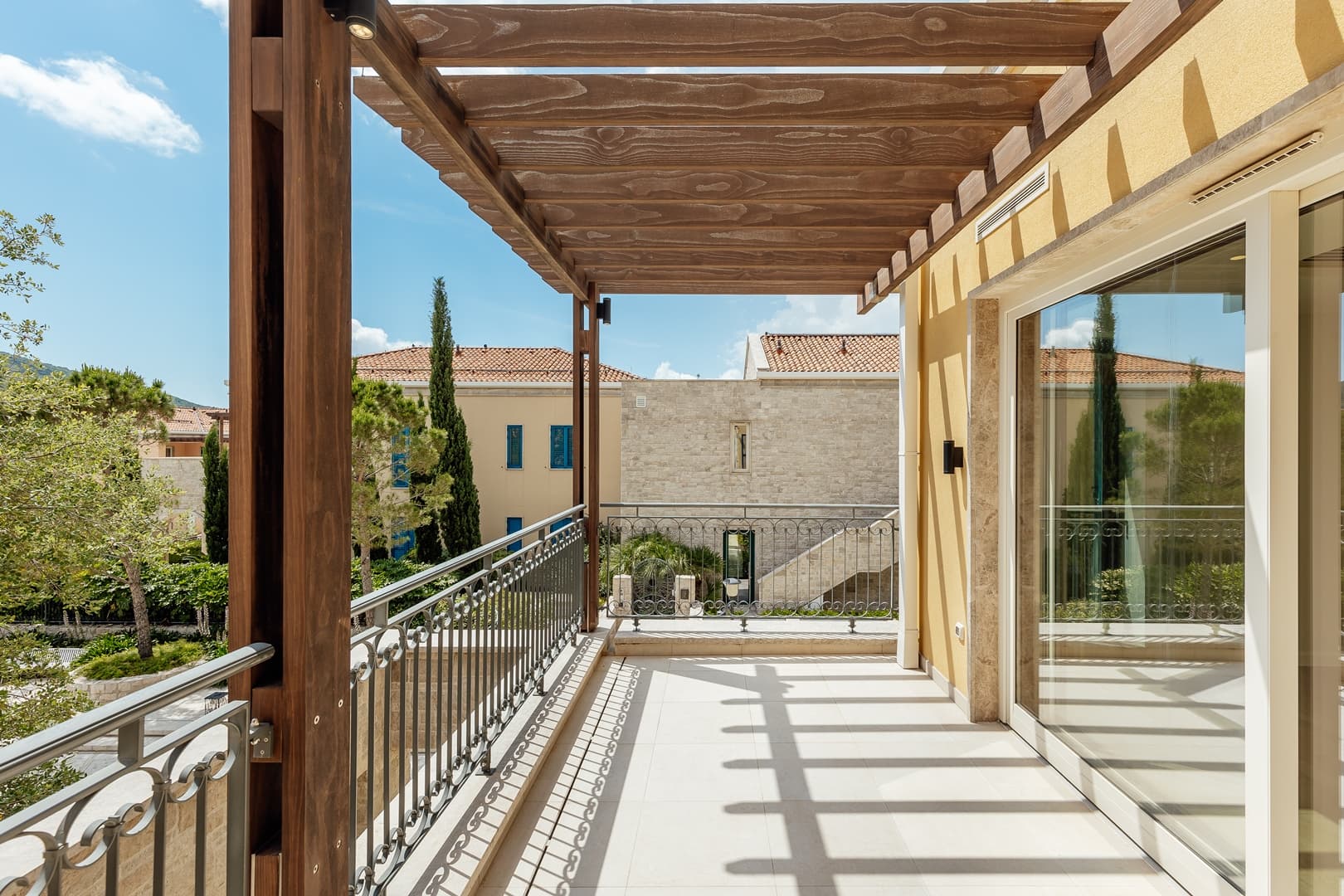 Two-bedroom apartment in Village Residence