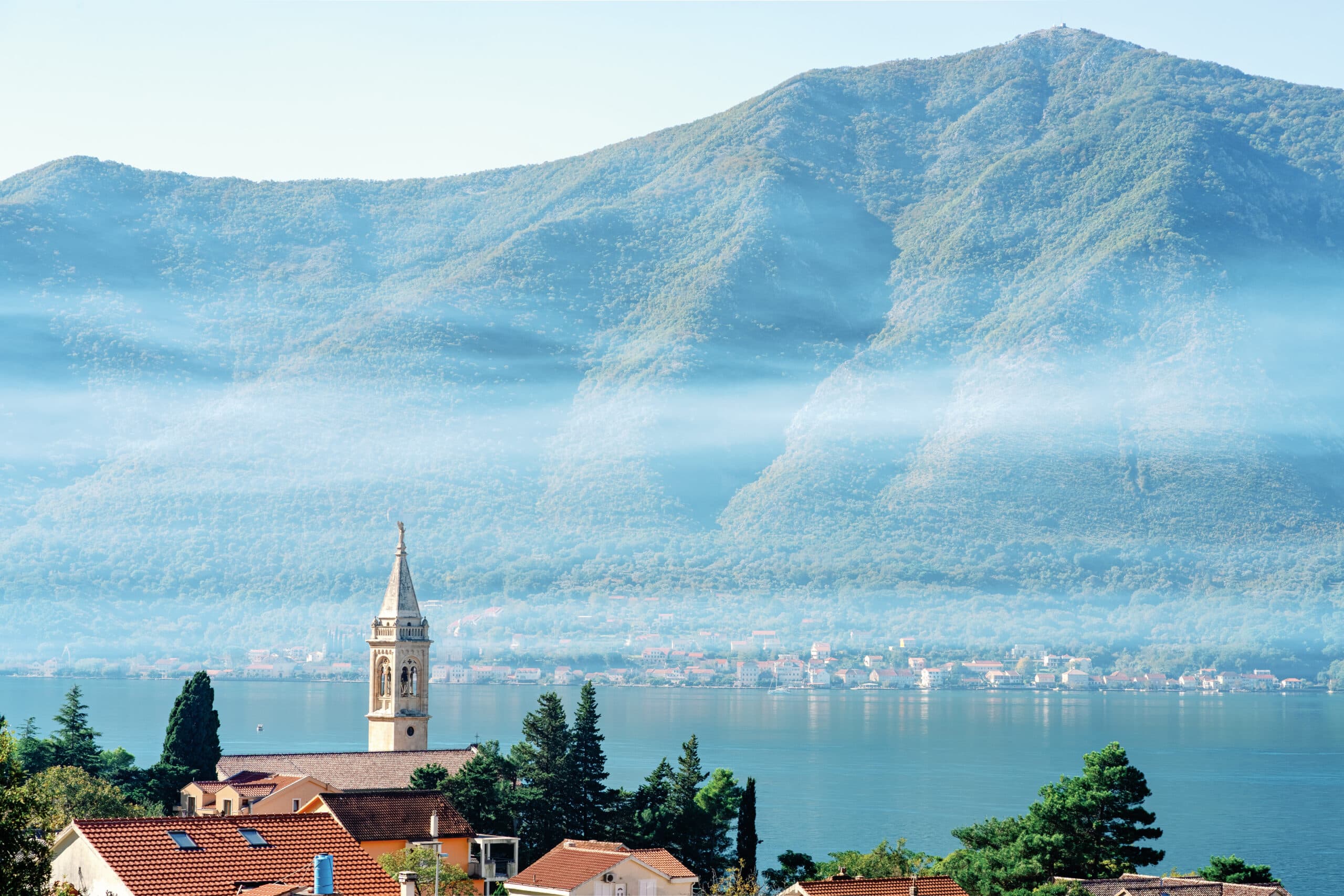 Izvrsna četvorosobna vila s pogledom na zaliv