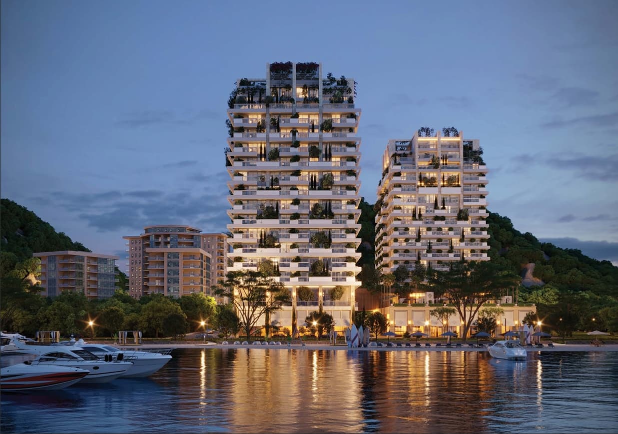 Luxurious Penthouse at the beachfront five-star complex in Budva
