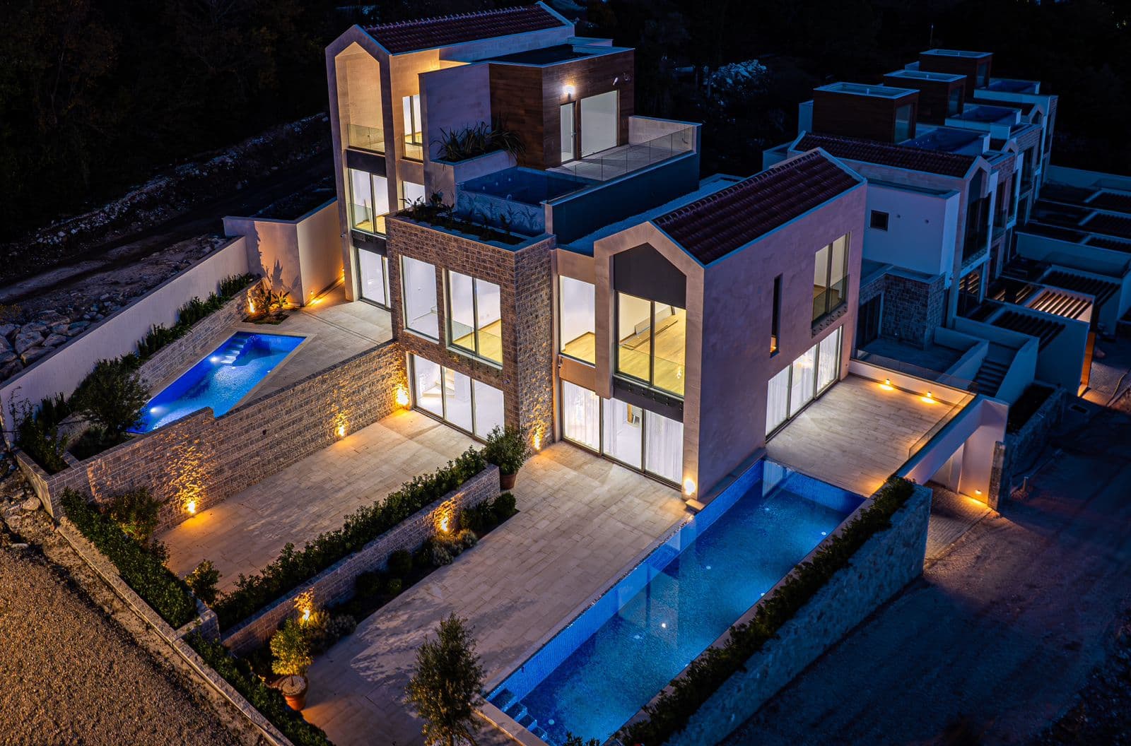 Two-bedroom Apartment in Donja Lastva, Tivat