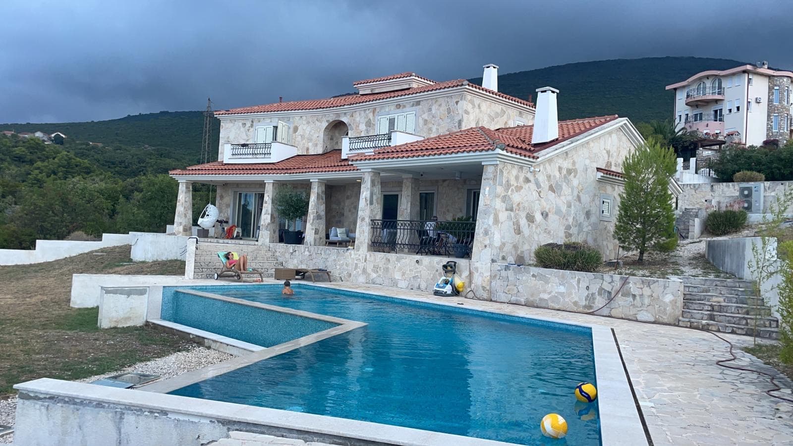 House in Žanjice, Herceg Novi