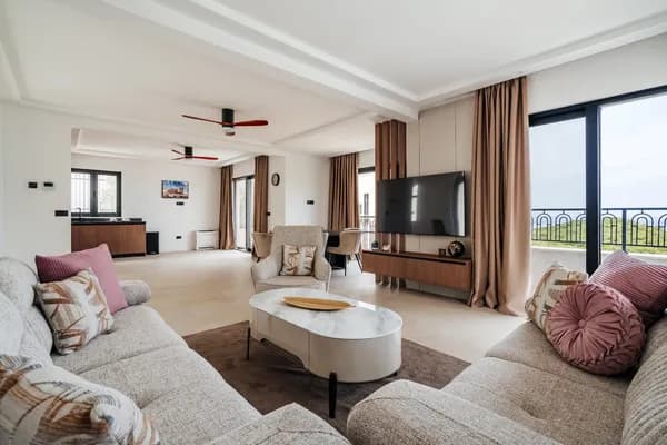 Two new Villas with sea view and swimming pools