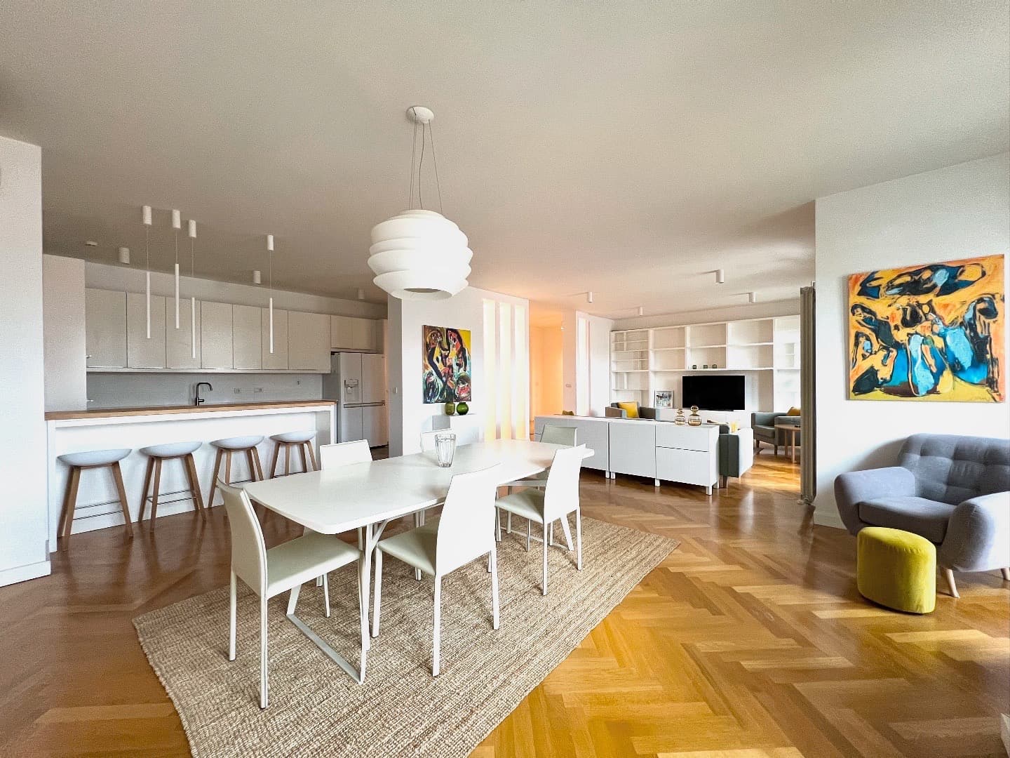 Strahinjica Bana, 3-bedroom apartment