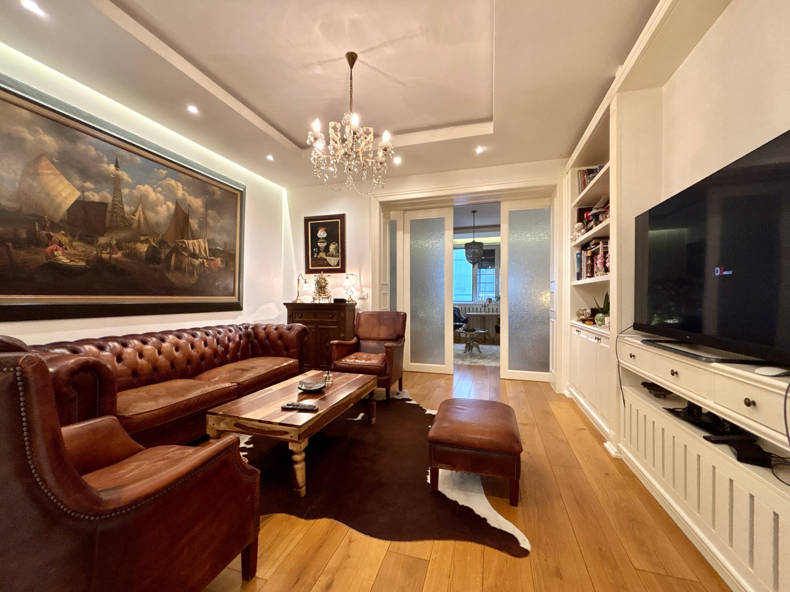Salon apartment in Kosovska Street