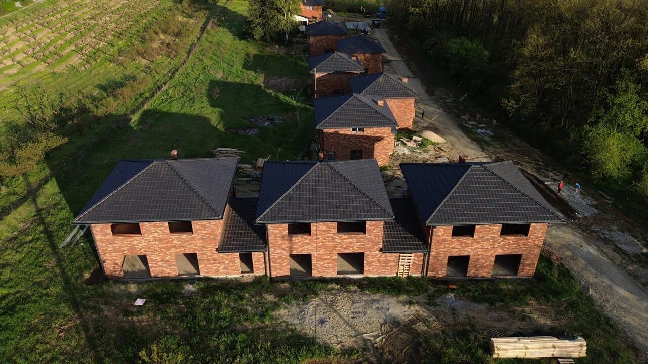 Exclusive Magnolia Villa Settlement, located in a picturesque area near Belgrade.