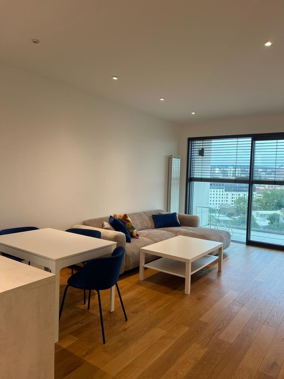 Luksuzan četvorosoban stan u kompleksu Novi Dorćo