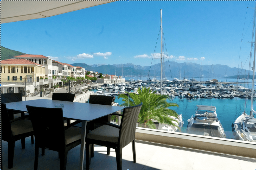 Luxury two-bedroom apartment in Portonovi Marina Village